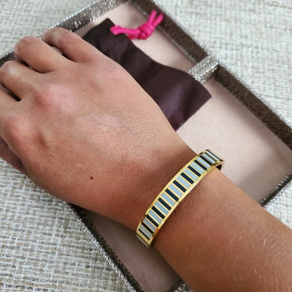 kate spade Jewelry - Kate Spade Enamel Hinge Striped Bangle